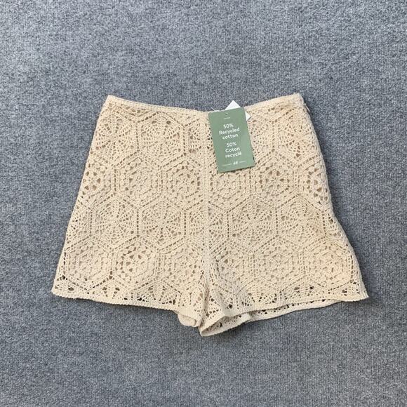 H&M Shorts Womens XS Extra Small Cream Side Zip Crochet Knit Inner Lined Culotte - Picture 2 of 11